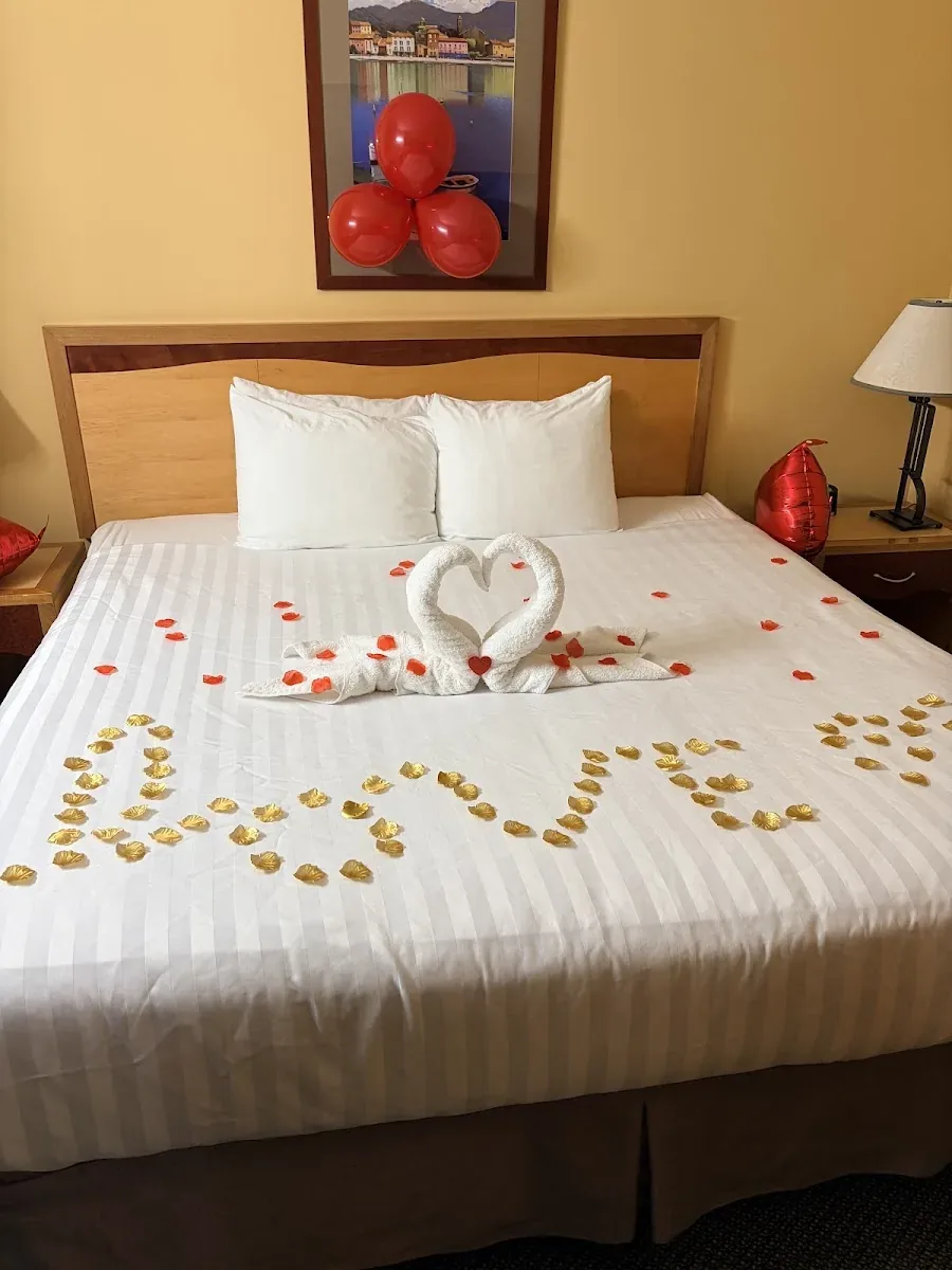 Guest photo by Erin Evangelos at Medicine Hat Lodge, Trademark Collection by Wyndham